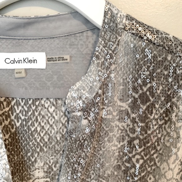 Calvin Klein size M grey sequinned blouse - Picture 8 of 14